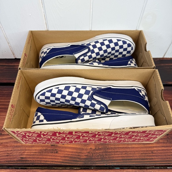 NIB Vans Classic Slip-On Color Theory Checkerboard Navy White Sneakers - Picture 11 of 11